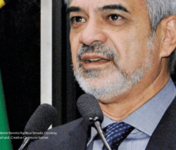 Senator Humberto Costa. Credit: Waldemir Barreto/Agência Senado. Courtesy Senado Federal do Brasil a